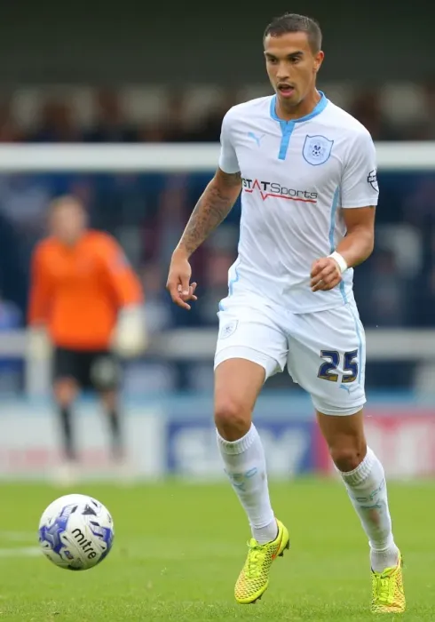Framed Print : Sebastian Hines in Action: Coventry City vs Rochdale, Sky Bet League One