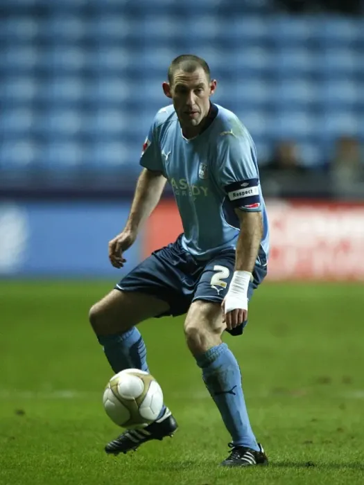 Framed Print : Stephen Wright in Action: Coventry City vs Portsmouth FA Cup Third Round Replay at Ricoh Arena Framed Print : Stephen Wright in Action: Coventry City vs Portsmouth FA Cup Third Round Replay at Ricoh Arena