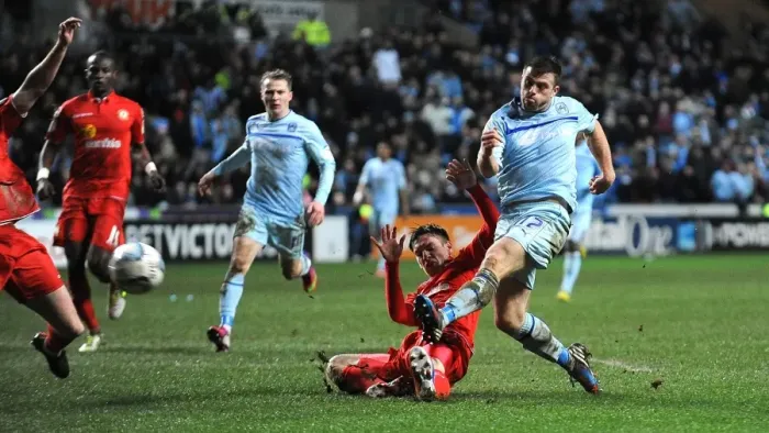 Framed Print : Steven Jennings Shot Towards Glory: Coventry City vs Crewe Alexandra in Johnstones Paint Trophy Northern Final Framed Print : Steven Jennings Shot Towards Glory: Coventry City vs Crewe Alexandra in Johnstones Paint Trophy Northern Final