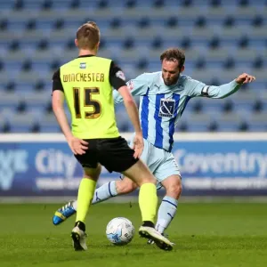 Battle for the Ball: Coventry City vs Oldham Athletic in Sky Bet League One