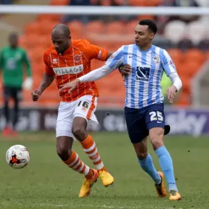 Battle for the Ball: Emmerson Boyce vs. Jacob Murphy in Sky Bet League One Clash Battle for the Ball: Emmerson Boyce vs. Jacob Murphy in Sky Bet League One Clash