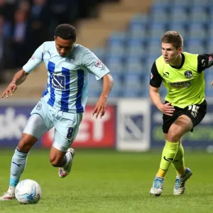 Battle for the Ball: Grant Ward vs. Daniel Philliskirk - Coventry City vs. Oldham Athletic (Sky Bet League One)