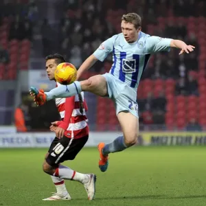 Battle for the Ball: Harry Forrester vs. Matthew Pennington - Coventry City vs. Doncaster Rovers, Sky Bet League One Battle for the Ball: Harry Forrester vs. Matthew Pennington - Coventry City vs. Doncaster Rovers, Sky Bet League One
