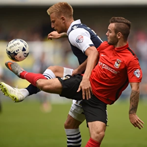 Battle for the Ball: Webster vs. Armstrong in Millwall vs. Coventry City (Sky Bet League One)