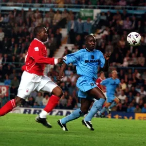 Chasing Glory: Paul Williams vs. Stern John - Coventry City vs. Nottingham Forest (2001) Chasing Glory: Paul Williams vs. Stern John - Coventry City vs. Nottingham Forest (2001)