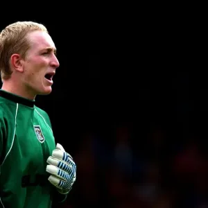 Chris Kirkland in Action: Coventry City vs. Stockport County (Nationwide League Division One, 11-08-2001) Chris Kirkland in Action: Coventry City vs. Stockport County (Nationwide League Division One, 11-08-2001)