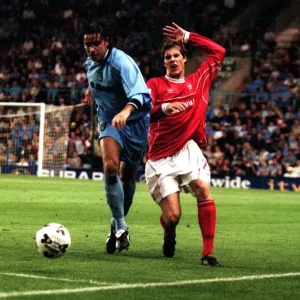 Clash in Division One: Keith O'Neill (Coventry City) vs. Andy Gray (Nottingham Forest) (27-08-2001) Clash in Division One: Keith O'Neill (Coventry City) vs. Andy Gray (Nottingham Forest) (27-08-2001)