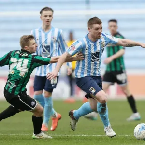 Clash of Midfield Maestros: John Fleck vs Jamie Allen in Sky Bet League One at Ricoh Arena
