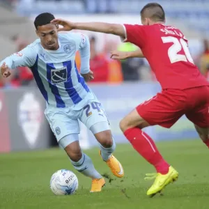 Clash at the Ricoh: Jordan Clarke vs Mat Sadler - Sky Bet League One Showdown Clash at the Ricoh: Jordan Clarke vs Mat Sadler - Sky Bet League One Showdown
