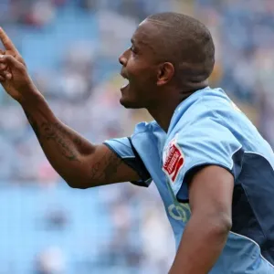 Clinton Morrison Leads Coventry City in Championship Showdown Against Ipswich Town at Ricoh Arena (09-08-2009) Clinton Morrison Leads Coventry City in Championship Showdown Against Ipswich Town at Ricoh Arena (09-08-2009)