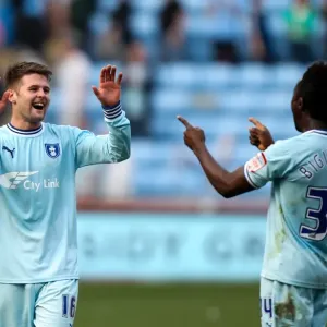 Coventry City FC: Oliver Norwood and Gael Bigirimana's Championship-Winning Celebration vs. Portsmouth (2012) Coventry City FC: Oliver Norwood and Gael Bigirimana's Championship-Winning Celebration vs. Portsmouth (2012)
