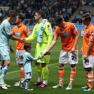 Coventry City vs. Blackpool: Pre-Match Handshake - Npower Championship (27-09-2011, Ricoh Arena)