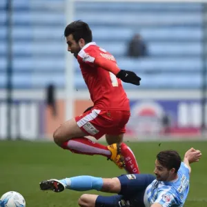 Coventry City vs Swindon Town: A Battle in Sky Bet League One - Michael Doughty vs Aaron Martin