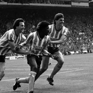 Coventry City's Dave Bennett Scores First Equalizer in FA Cup Final Against Tottenham Hotspur at Wembley Coventry City's Dave Bennett Scores First Equalizer in FA Cup Final Against Tottenham Hotspur at Wembley