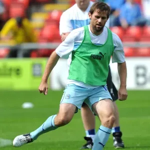 Coventry City's Kevin Kilbane in Action against Crewe Alexandra (September 1, 2012)