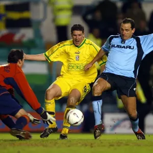 Determined Dean Holdsworth: Coventry City vs. Cardiff City FA Cup Third Round Replay (January 15, 2003) - Holdsworth Outmuscles Young and Alexander Determined Dean Holdsworth: Coventry City vs. Cardiff City FA Cup Third Round Replay (January 15, 2003) - Holdsworth Outmuscles Young and Alexander
