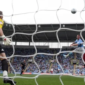 Freddy Eastwood Scores the Second Goal: Coventry City vs. Portsmouth in Npower Football League Championship (07-08-2010) Freddy Eastwood Scores the Second Goal: Coventry City vs. Portsmouth in Npower Football League Championship (07-08-2010)