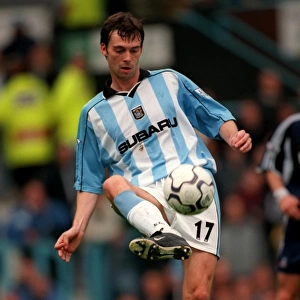 Gary Breen of Coventry City vs. Tottenham Hotspur in FA Carling Premiership (14-10-2000)