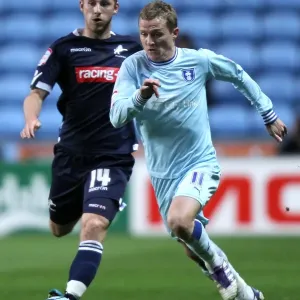 Gary McSheffrey Outmaneuvers James Henry: Coventry City vs Millwall (Npower Championship, 17-04-2012, Ricoh Arena) Gary McSheffrey Outmaneuvers James Henry: Coventry City vs Millwall (Npower Championship, 17-04-2012, Ricoh Arena)