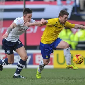 Intense Rivalry: John Fleck vs. Josh Brownhill in Coventry City's Sky Bet League One Clash at Deepdale Intense Rivalry: John Fleck vs. Josh Brownhill in Coventry City's Sky Bet League One Clash at Deepdale