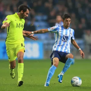 Intense Rivalry: Lameiras vs. Atkinson's Battle for Possession in Coventry City vs. Southend United (Sky Bet League One) Intense Rivalry: Lameiras vs. Atkinson's Battle for Possession in Coventry City vs. Southend United (Sky Bet League One)