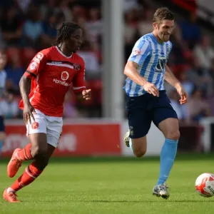 Intense Rivalry: Sam Ricketts vs. Romaine Sawyers - Coventry City vs. Walsall (Sky Bet League One) Intense Rivalry: Sam Ricketts vs. Romaine Sawyers - Coventry City vs. Walsall (Sky Bet League One)