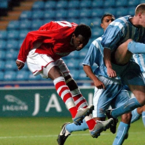 Barclays Reserve League South Collection: 29-11-2005 v Charlton Athletic