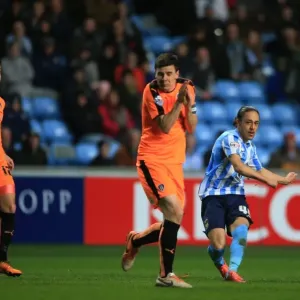 Jodi Jones Charges Forward Against Colchester United Defenders - Coventry City vs Colchester United, Sky Bet League One, Ricoh Arena Jodi Jones Charges Forward Against Colchester United Defenders - Coventry City vs Colchester United, Sky Bet League One, Ricoh Arena