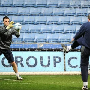 Joe Murphy's Focused Pre-Match Routine: Coventry City vs. Leeds United, Npower Championship (14-02-2012, Ricoh Arena) Joe Murphy's Focused Pre-Match Routine: Coventry City vs. Leeds United, Npower Championship (14-02-2012, Ricoh Arena)