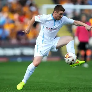 John Fleck in Action: Coventry City vs. Bradford City, Sky Bet League One - Valley Parade Stadium John Fleck in Action: Coventry City vs. Bradford City, Sky Bet League One - Valley Parade Stadium