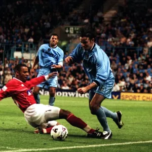 Keith O'Neill vs Jermaine Jenas: Coventry City vs Nottingham Forest Foul (2001) Keith O'Neill vs Jermaine Jenas: Coventry City vs Nottingham Forest Foul (2001)