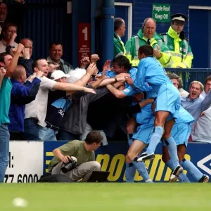 Lee Hughes Debut Goal: Coventry City Thrills Fans vs. Stockport County (August 11, 2001) Lee Hughes Debut Goal: Coventry City Thrills Fans vs. Stockport County (August 11, 2001)
