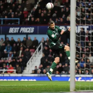 Lukas Jutkiewicz's Header for Coventry City vs. West Ham United (Npower Championship, 02-01-2012) Lukas Jutkiewicz's Header for Coventry City vs. West Ham United (Npower Championship, 02-01-2012)