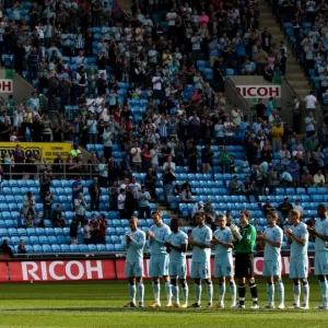 Minutes Applause for Fabrice Muamba: Coventry City Players Show Solidarity (2012, vs. Portsmouth) Minutes Applause for Fabrice Muamba: Coventry City Players Show Solidarity (2012, vs. Portsmouth)