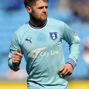 Oliver Norwood in Action: Coventry City vs Doncaster Rovers, Npower Championship, Ricoh Arena (2012) Oliver Norwood in Action: Coventry City vs Doncaster Rovers, Npower Championship, Ricoh Arena (2012)