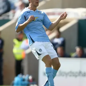 Richard Keogh in Action: Coventry City vs. Leicester City (Npower Championship, 11-09-2010, Ricoh Arena) Richard Keogh in Action: Coventry City vs. Leicester City (Npower Championship, 11-09-2010, Ricoh Arena)