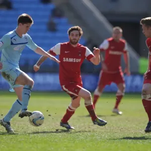 Rivalry at Ricoh Arena: Coventry City vs. Leyton Orient - Npower League One Clash (20-04-2013) - Philliskirk vs. Clarke Rivalry at Ricoh Arena: Coventry City vs. Leyton Orient - Npower League One Clash (20-04-2013) - Philliskirk vs. Clarke