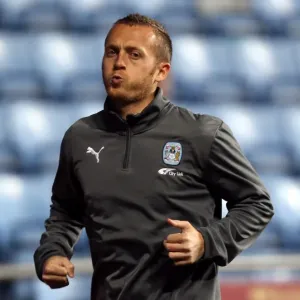 Sammy Clingan in Focus: Pre-Match Warm-Up at Ricoh Arena (vs Cardiff City, Npower Championship, 22-11-2011) Sammy Clingan in Focus: Pre-Match Warm-Up at Ricoh Arena (vs Cardiff City, Npower Championship, 22-11-2011)