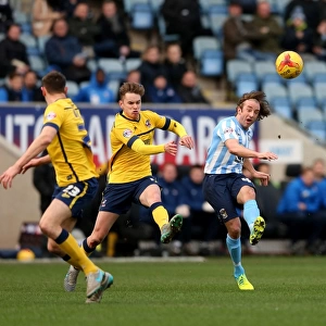 Stephen Hunt's Thrilling Performance: Coventry City vs Scunthorpe United, Sky Bet League One