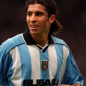 Youssef Chippo's Battle: Coventry City vs. Tottenham Hotspur (FA Carling Premiership, 14-10-2000) Youssef Chippo's Battle: Coventry City vs. Tottenham Hotspur (FA Carling Premiership, 14-10-2000)