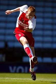 Images Dated 2nd August 2005: Andrew Whing in Action: Coventry City vs. Wolverhampton Pre-Season Friendly (02-08-2003)