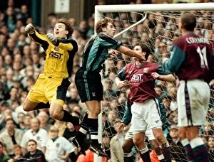 Images Dated 14th February 1998: Aston Villa v Coventry