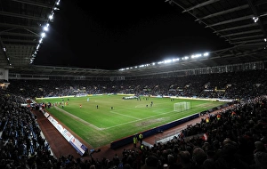 Images Dated 2013 February: Capacity Crowd at Ricoh Arena: Coventry City vs Crewe Alexandra - Johnstones Paint Trophy Final