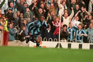 Action from 90s Collection: Carling Premier League - Southampton v Coventry City 19-04-1997