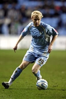 Images Dated 29th December 2007: Championship Showdown: Coventry City vs Ipswich Town at Ricoh Arena (December 2007)