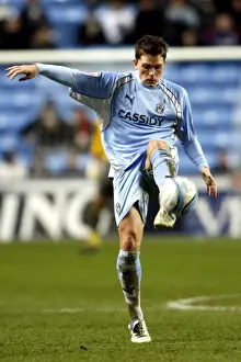 Images Dated 2007: Championship Showdown: Stephen Hughes in Action for Coventry City vs Ipswich Town (29-12-2007)