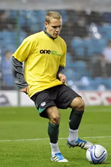 Images Dated 18th October 2011: Chris Hussey of Coventry City Faces Off Against Leeds United at Elland Road in the Npower Championship (18-10-2011)