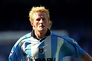 Images Dated 2000: Colin Hendry Leads Coventry City Against Middlesbrough in FA Carling Premiership (19-08-2000)