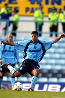 Images Dated 2002: Coventry City vs. Nottingham Forest: Clash of the Midlands (31-08-2002)