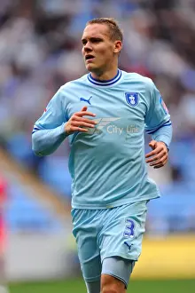 Images Dated 2011: Coventry City vs Reading: Chris Hussey in Action at the Ricoh Arena - Npower Championship 2011